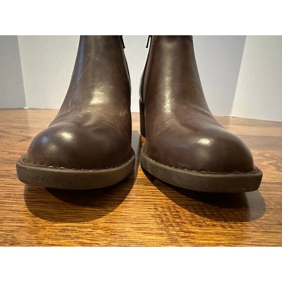 Born Women's Reegan Handcrafted Leather Ankle Booties Brown Size 6.5M NWT - Picture 4 of 12